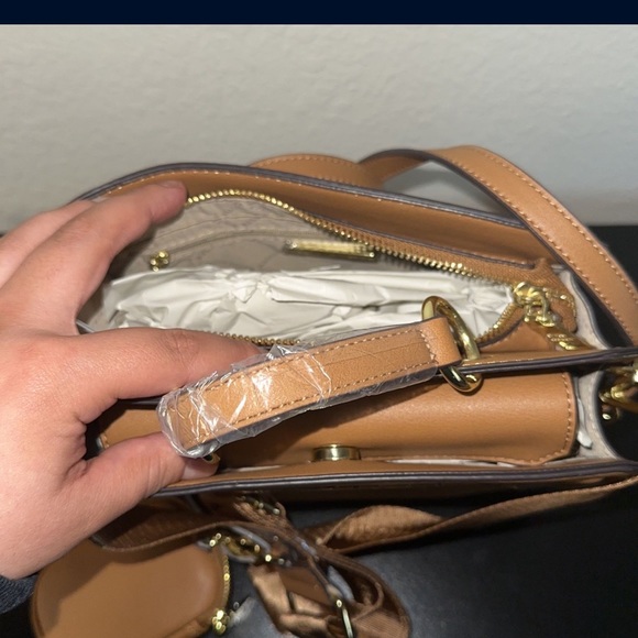 Light brown. Brand new . No scratches - Picture 2 of 6